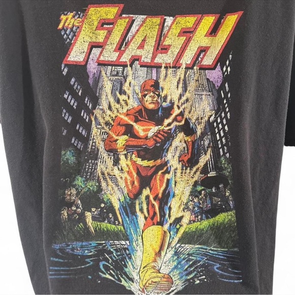 VTG Design The Flash Graphic T-Shirt Size XL - Picture 3 of 3
